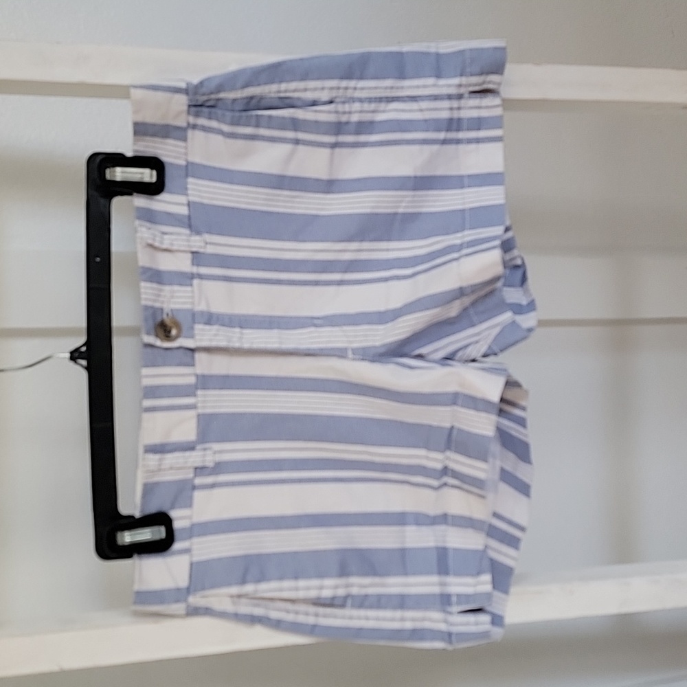 Old Navy Women's Shorts 4 Everyday Short Blue White Stripes